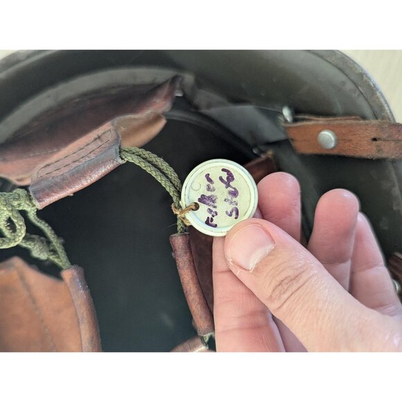 AS-IS M71 Swiss Paratrooper Army helmet complete with leather liner 52-54, Cold - Picture 8 of 10